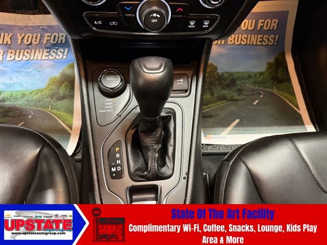 Used 2020 Jeep Cherokee Latitude Plus w/ Cold Weather Group image 25