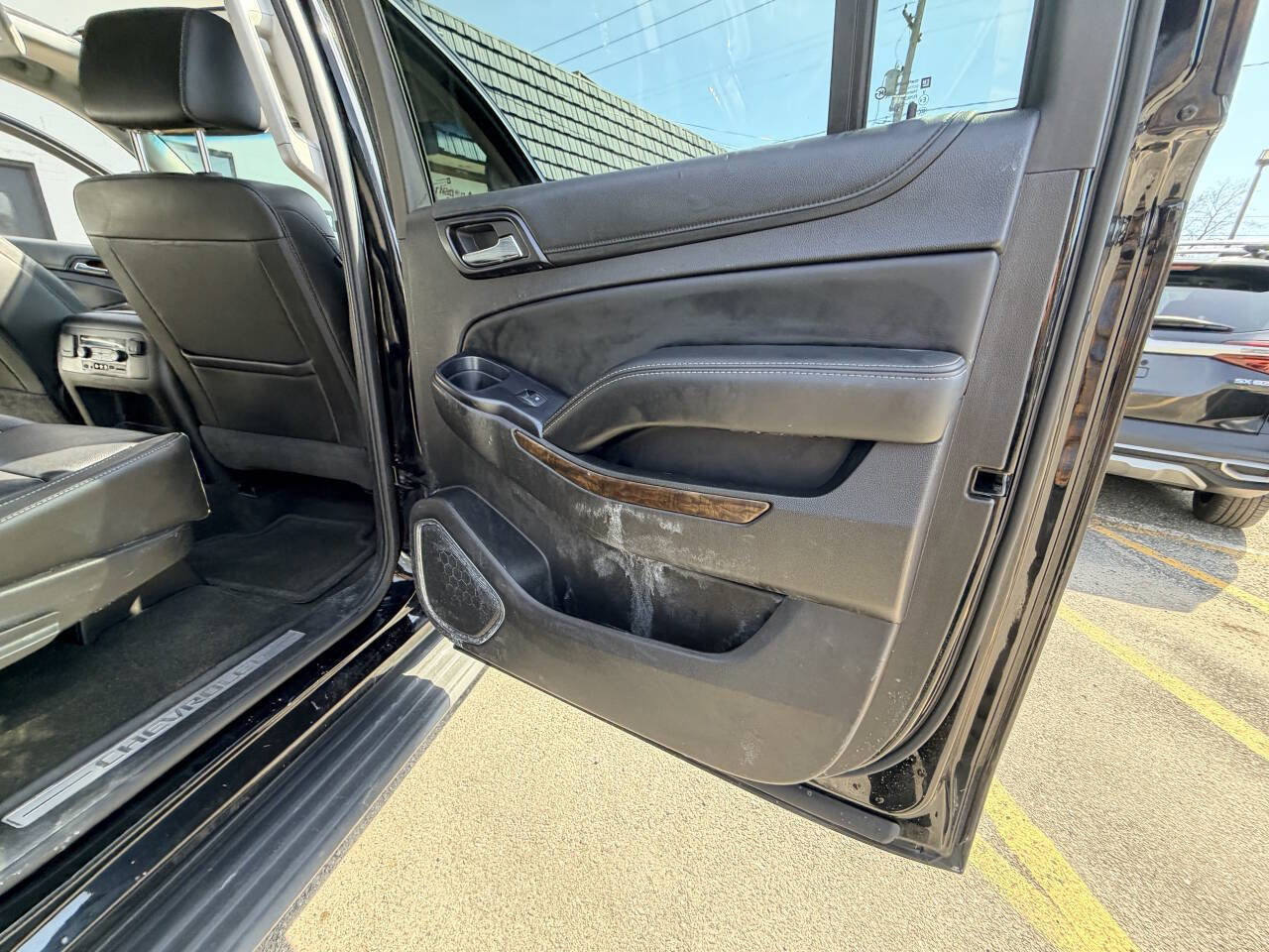 Used 2016 Chevrolet Suburban LT AWD/4WD image 65