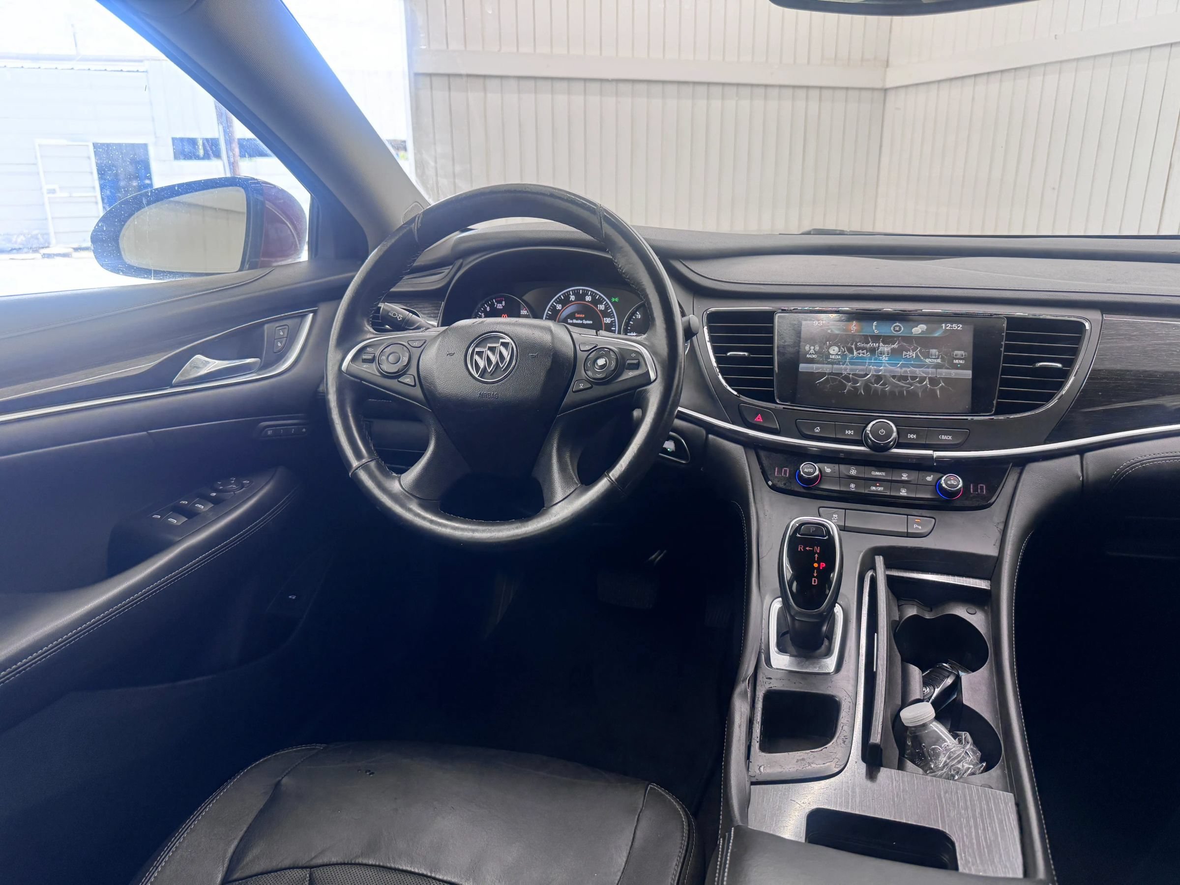 Used 2018 Buick LaCrosse Essence FWD image 15