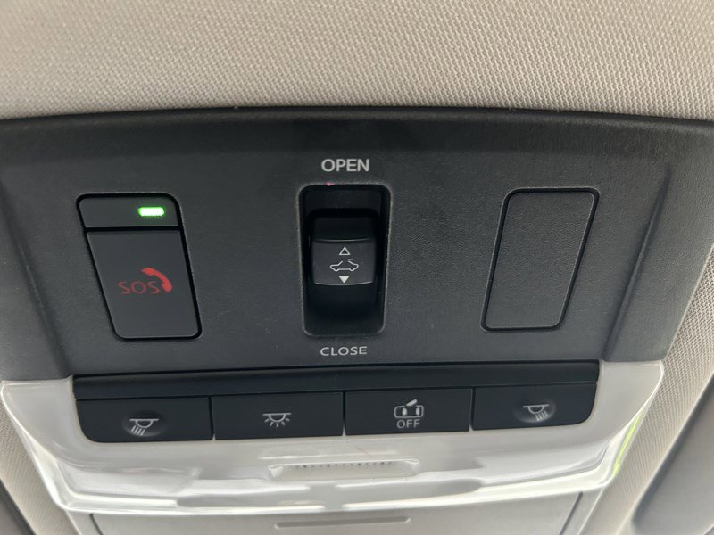 Used 2023 Nissan Altima 2.5 SL AWD/4WD image 17