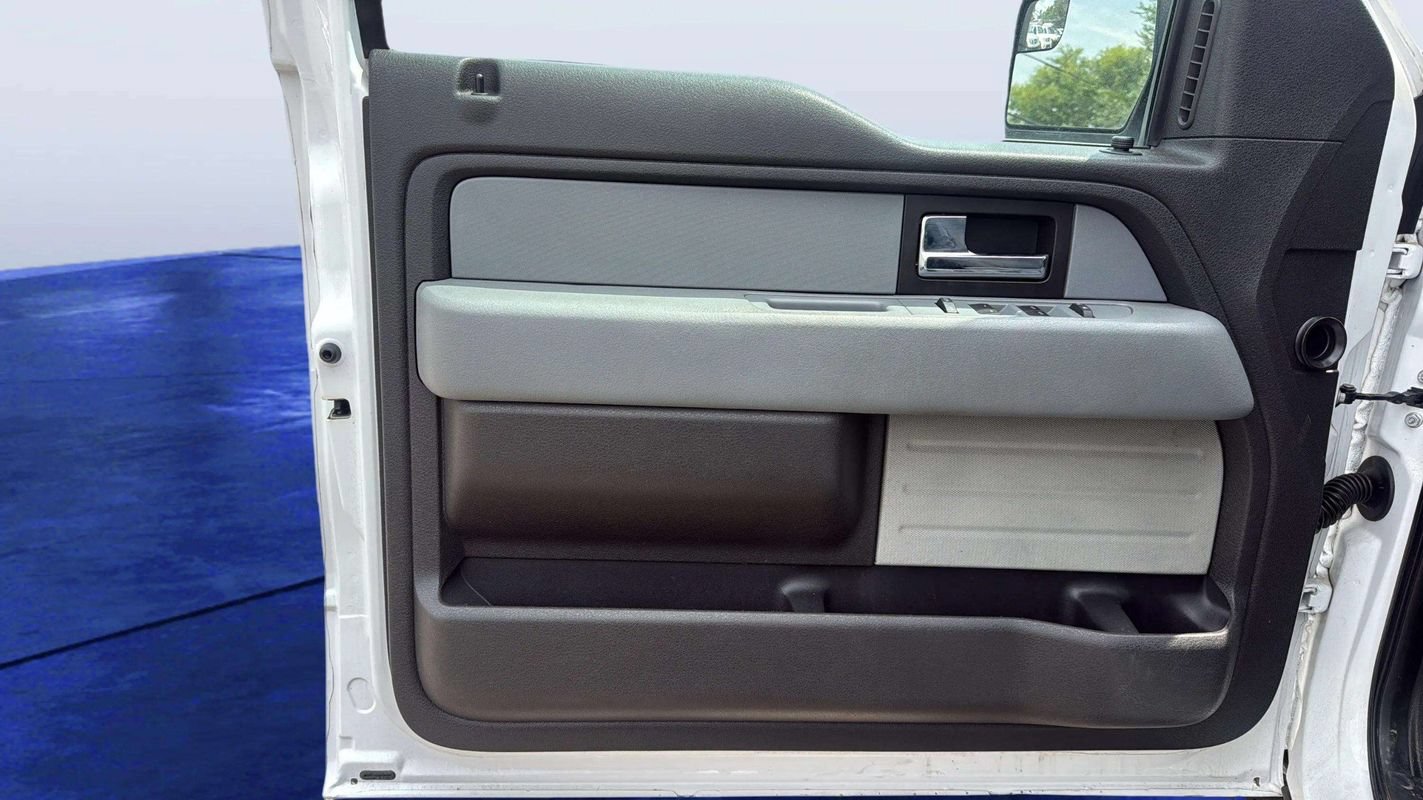 Used 2014 Ford F150 XL w/ Equipment Group 101A Mid AWD/4WD image 19
