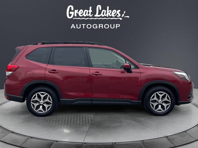 Used 2022 Subaru Forester Premium image 6