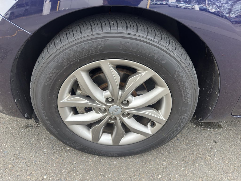 Used 2019 Kia Sedona EX image 23