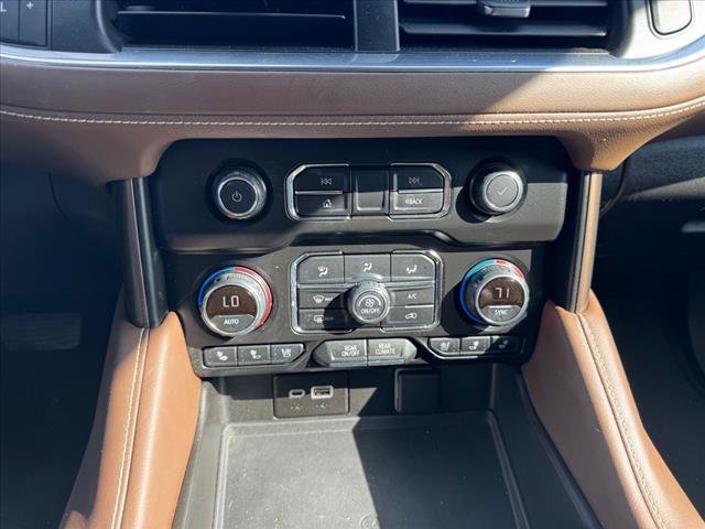 Used 2021 Chevrolet Suburban High Country image 14