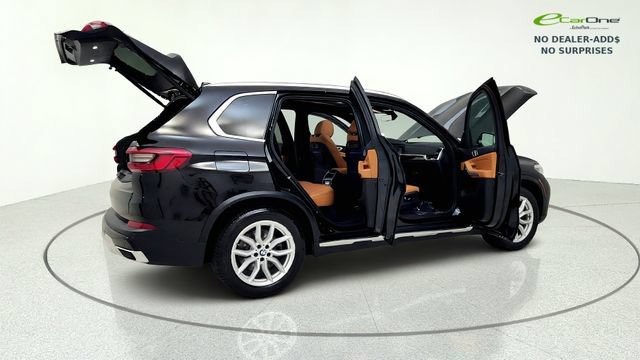 Used 2019 BMW X5 xDrive40i w/ Convenience Package AWD/4WD image 19