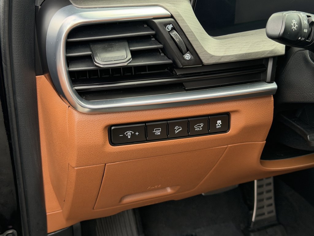 Certified 2025 Kia Telluride SX X-Line AWD/4WD image 33