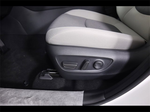 Used 2025 Toyota RAV4 XLE w/ Convenience Package image 22