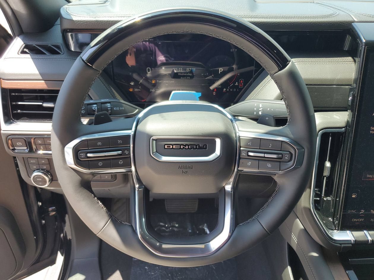 New 2026 GMC Yukon XL Denali w/ Denali Reserve Package AWD/4WD image 21