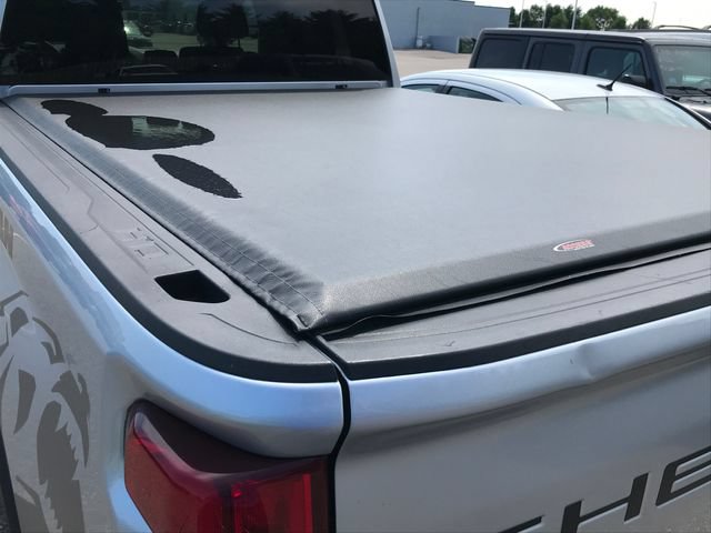 Used 2021 Chevrolet Silverado 2500 Custom w/ Custom Value Package AWD/4WD image 13