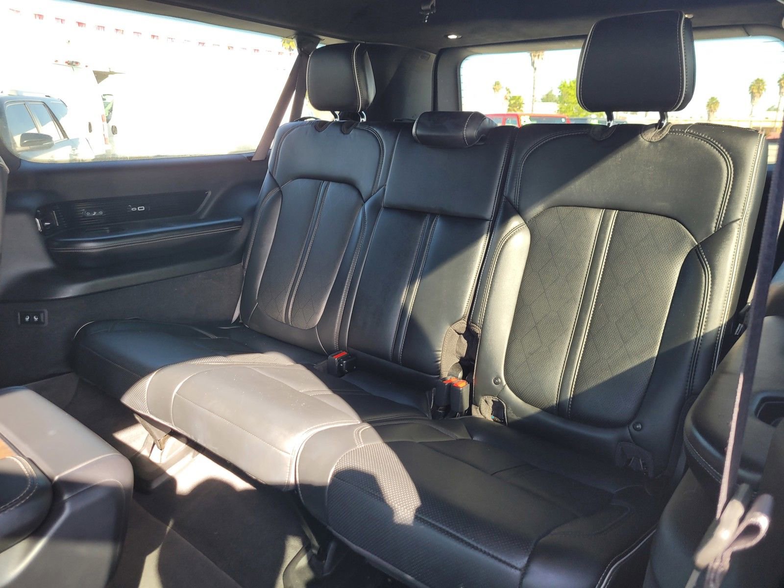 Used 2023 Jeep Grand Wagoneer L Series II image 15