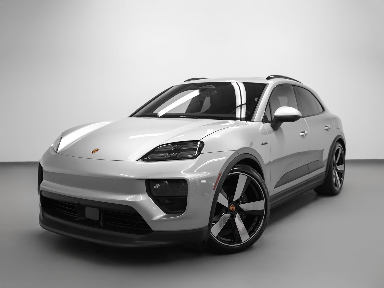 New 2026 Porsche Macan 4 Electric