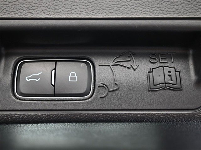 Used 2021 Ford Explorer Limited w/ Equipment Group 301A image 25