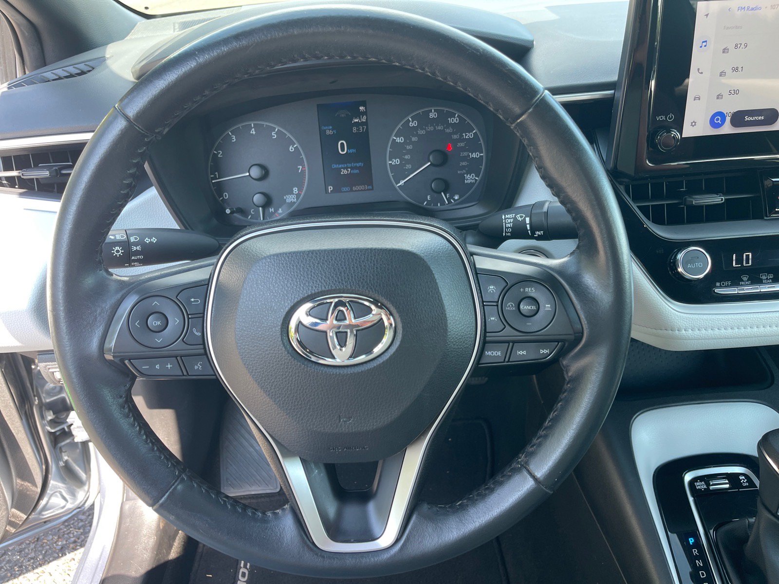 Used 2023 Toyota Corolla SE FWD image 7
