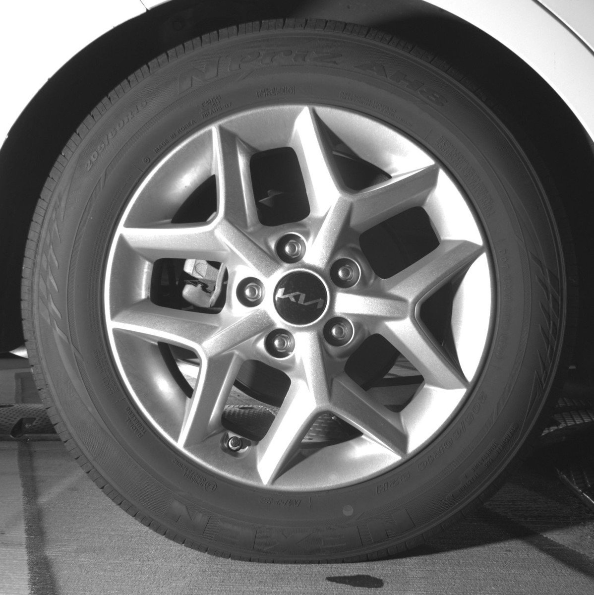Used 2025 Kia Soul LX w/ LX Technology Package image 15