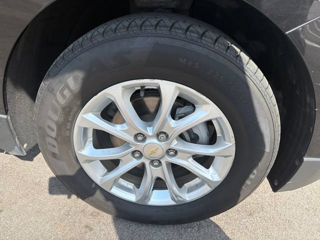 Used 2020 Chevrolet Equinox LS FWD image 4