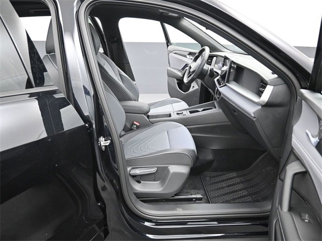 New 2026 Volkswagen Tiguan SE R-Line image 14