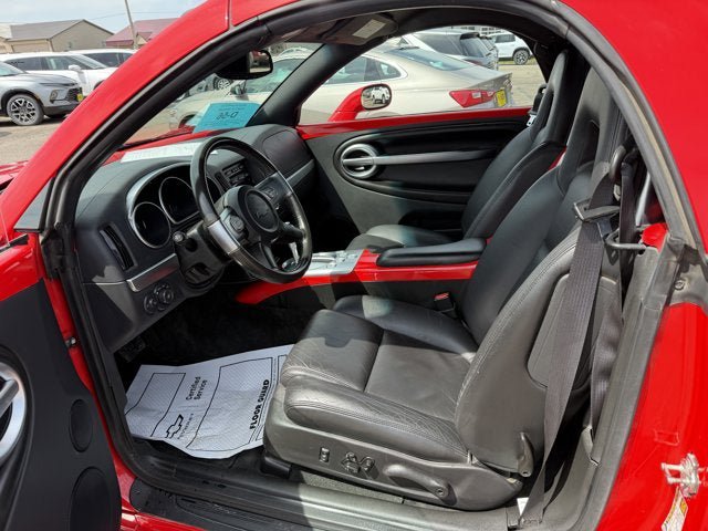 Used 2004 Chevrolet SSR w/ Preferred Equipment Group RWD image 6