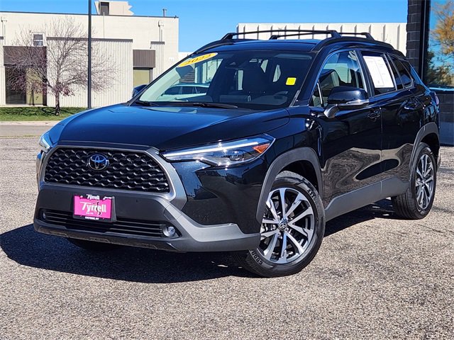 Used 2022 Toyota Corolla Cross XLE