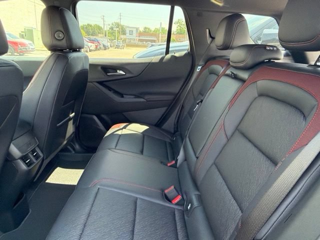 New 2027 Chevrolet Equinox RS w/ Convenience Package III AWD/4WD image 16