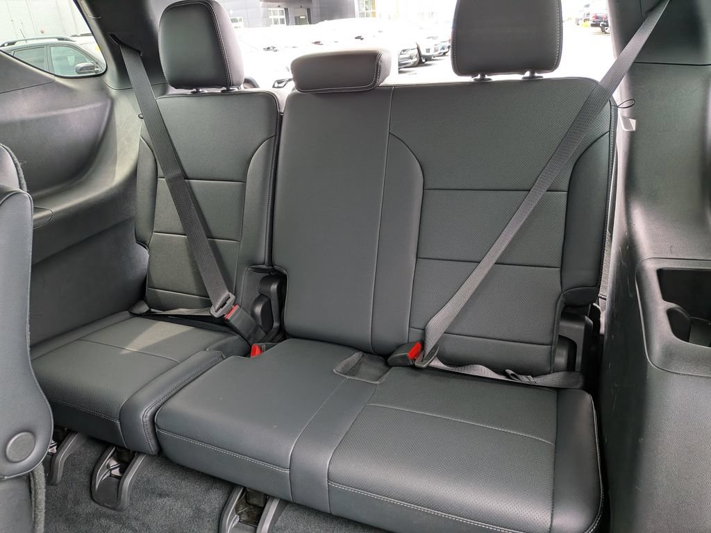 Used 2026 Chevrolet Traverse LT AWD/4WD image 20