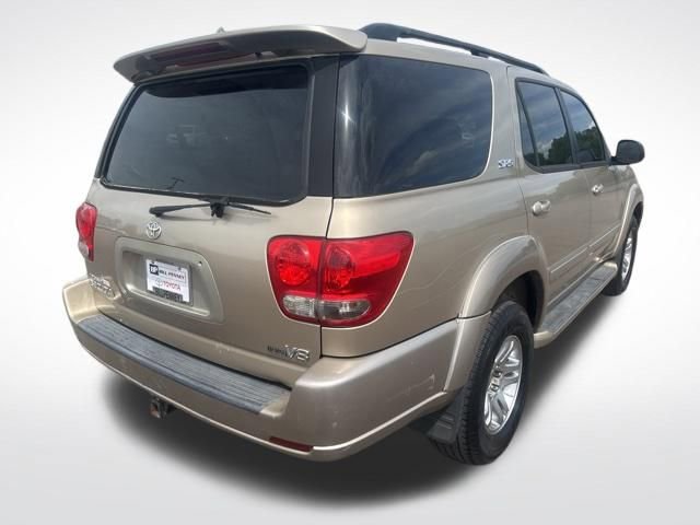 Used 2005 Toyota Sequoia SR5 image 5