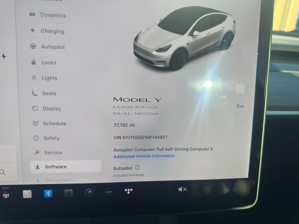 Used 2021 Tesla Model Y Long Range image 10