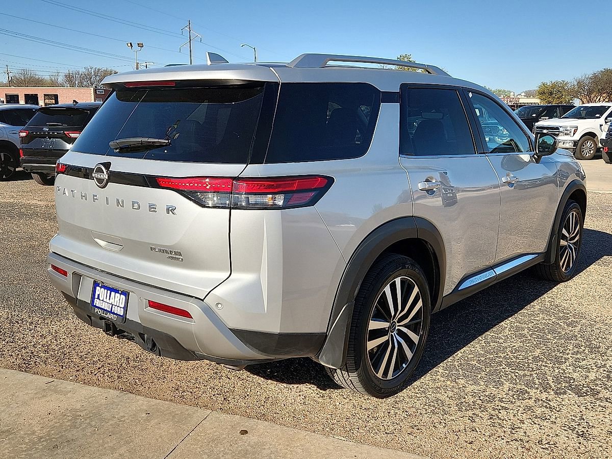 Used 2025 Nissan Pathfinder Platinum w/ Cargo Package image 3