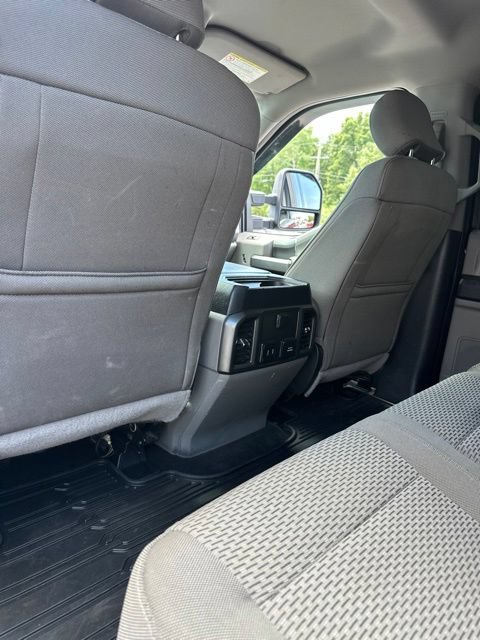 Used 2018 Ford F250 XLT w/ XLT Premium Package AWD/4WD image 12