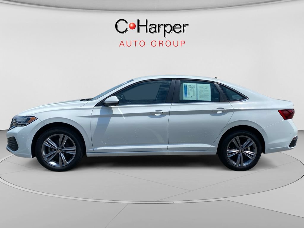 Used 2023 Volkswagen Jetta SE FWD image 6