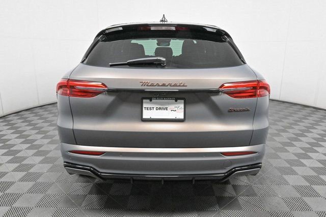 New 2025 Maserati Grecale Folgore image 24