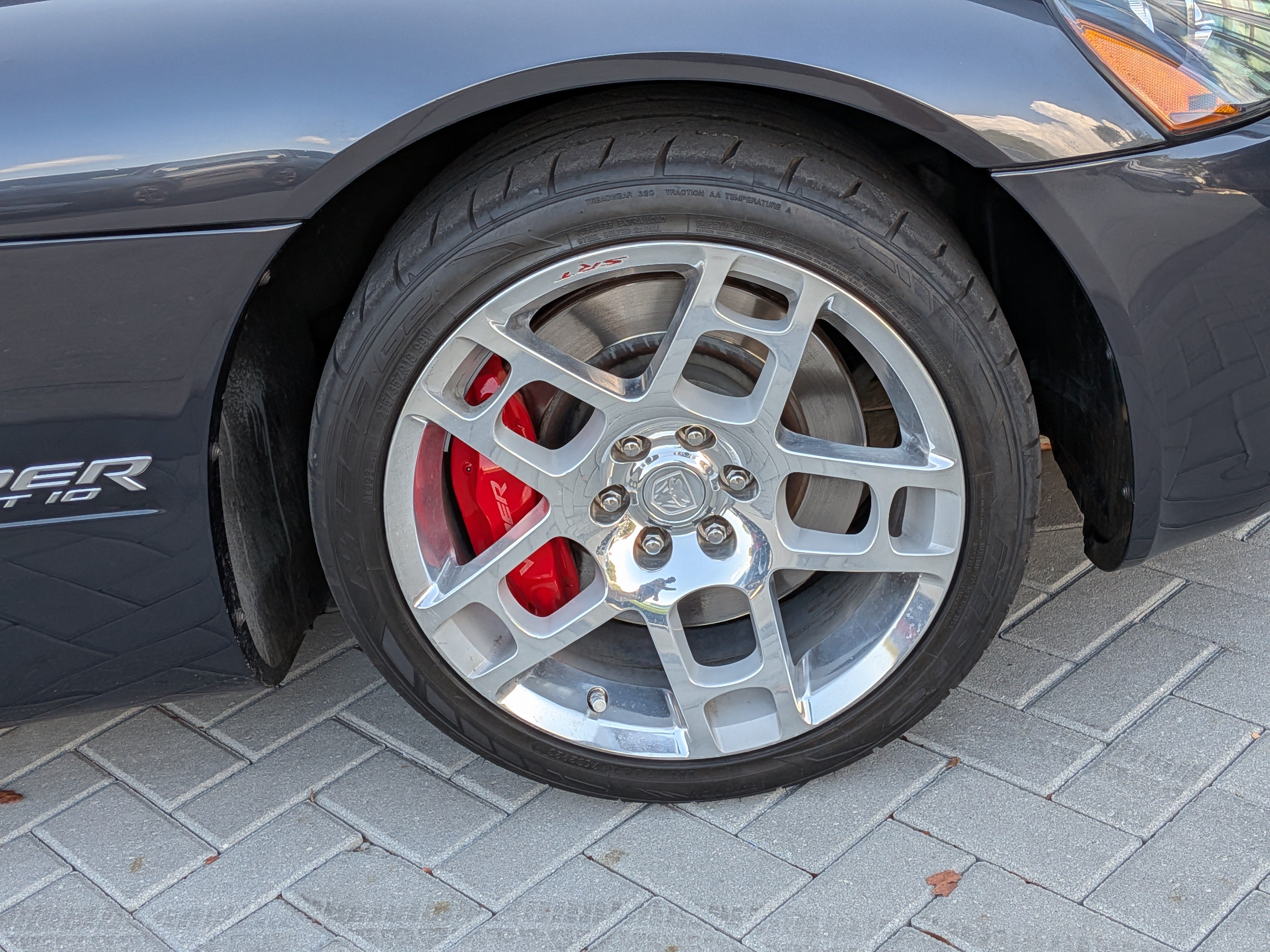 Used 2006 Dodge Viper SRT-10 RWD image 9