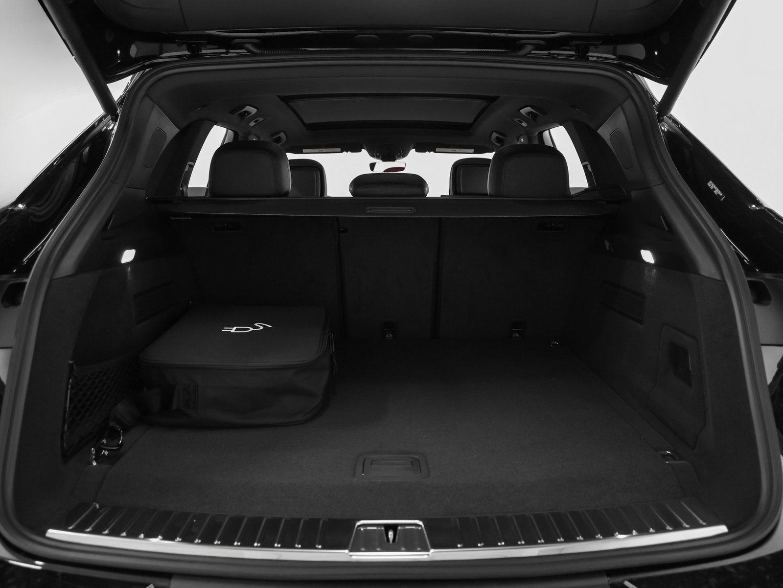 Certified 2026 Porsche Cayenne E-Hybrid AWD/4WD image 18