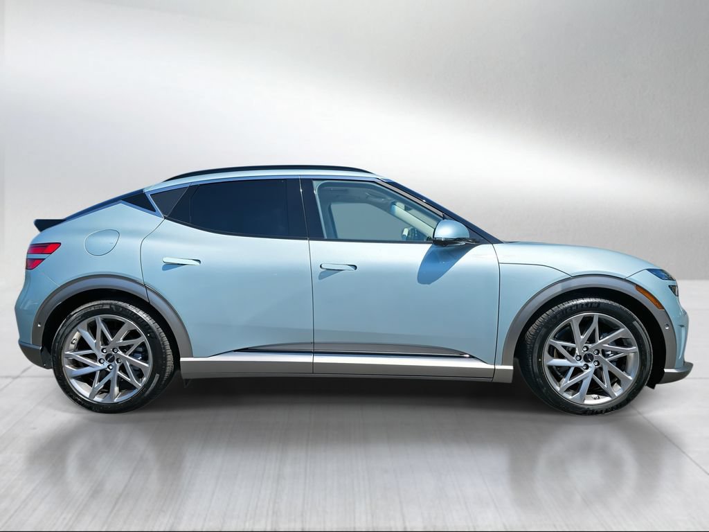 Used 2025 Genesis GV60 Advanced AWD/4WD image 2