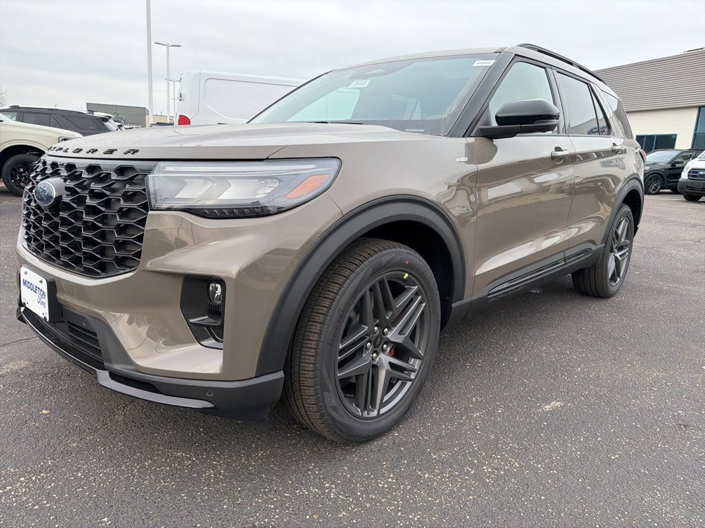 New 2026 Ford Explorer ST-Line w/ ST-Line Street Pack image 13