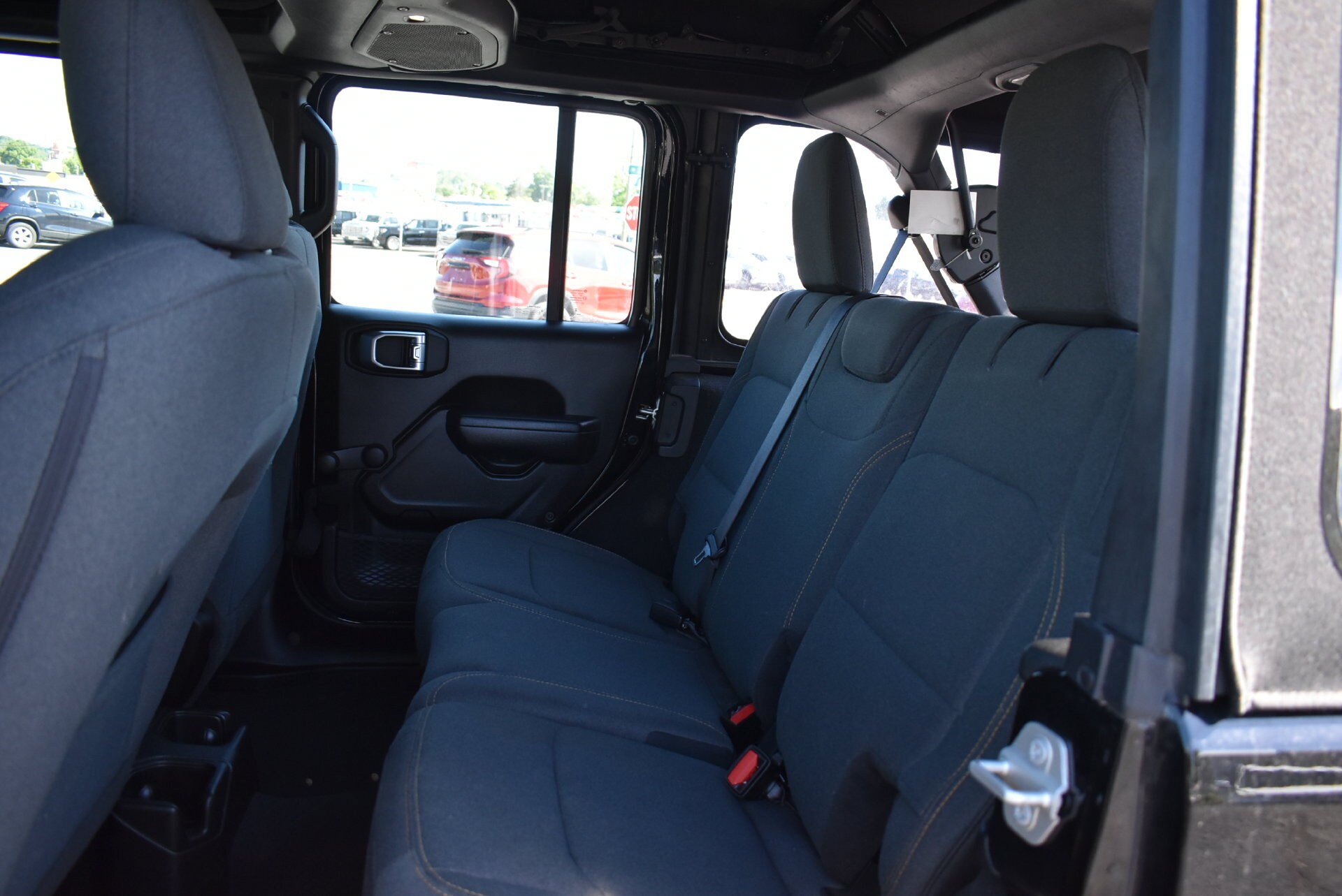 Used 2024 Jeep Wrangler Unlimited Sport AWD/4WD image 13