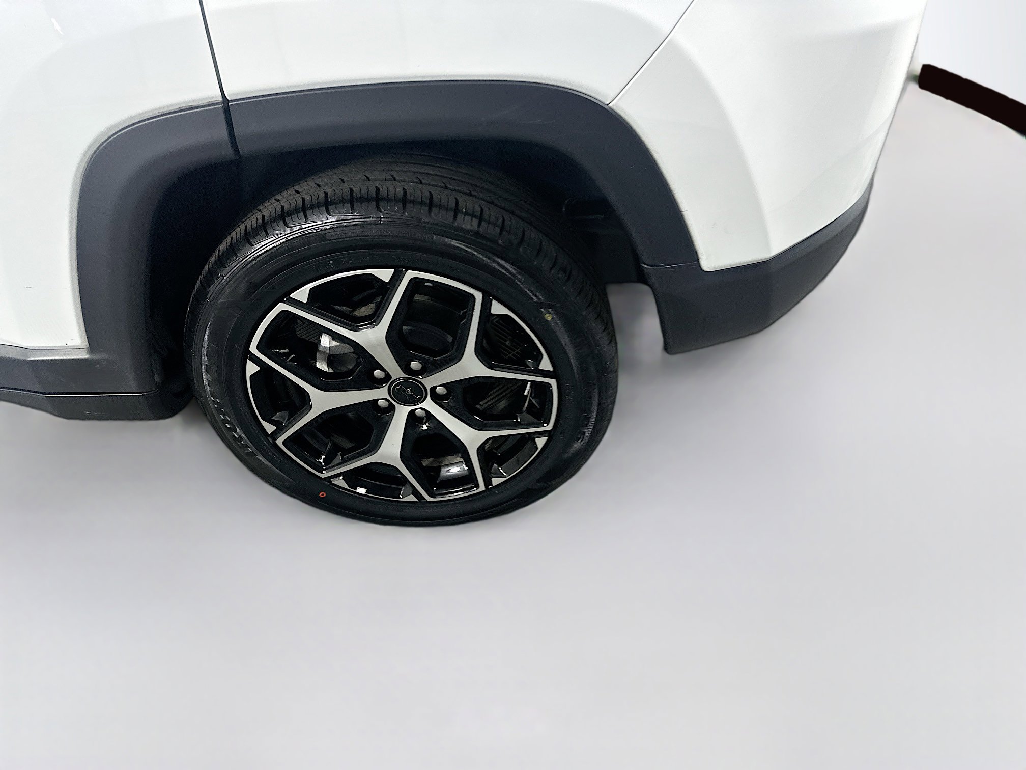 Used 2025 Jeep Compass Limited AWD/4WD image 11