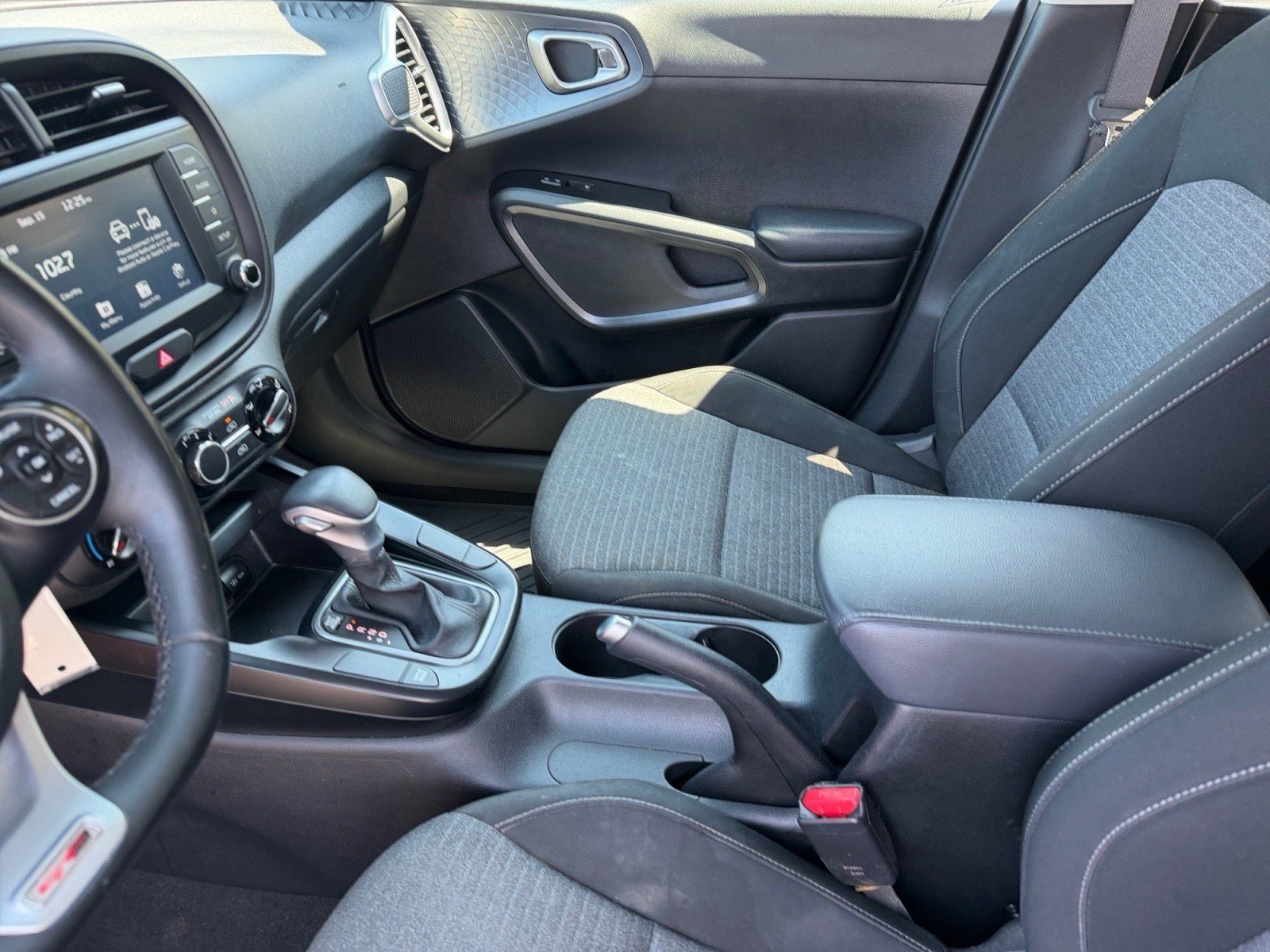 Used 2021 Kia Soul GT-Line FWD image 12