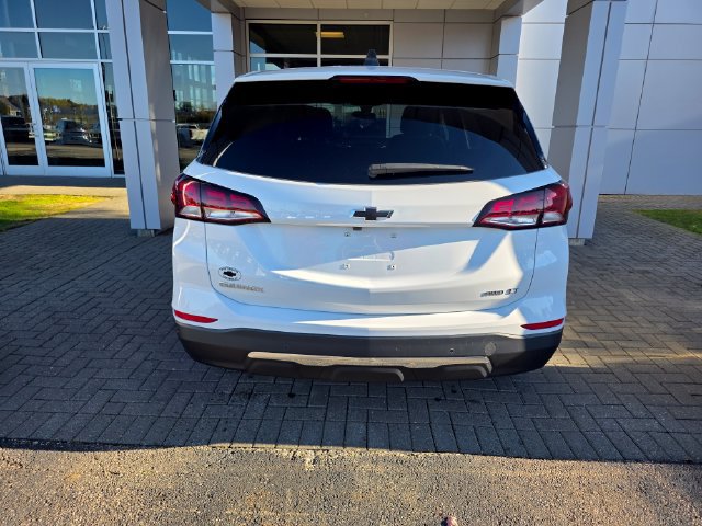 Used 2024 Chevrolet Equinox LT AWD/4WD image 3
