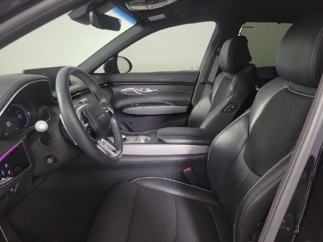 Used 2022 Genesis GV70 2.5T w/ Sport Prestige Package AWD/4WD image 20