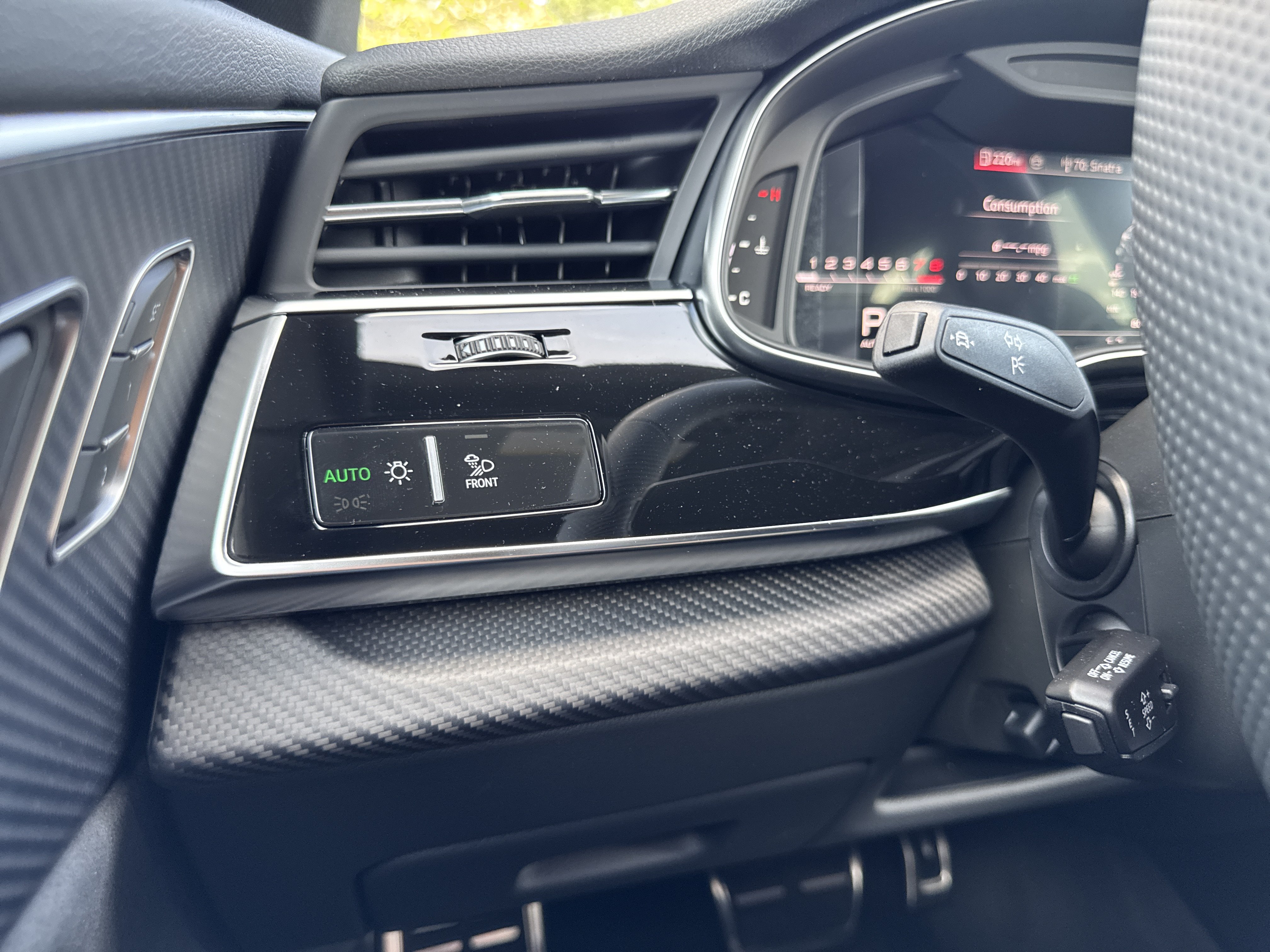 New 2026 Audi SQ8 Premium Plus AWD/4WD image 31