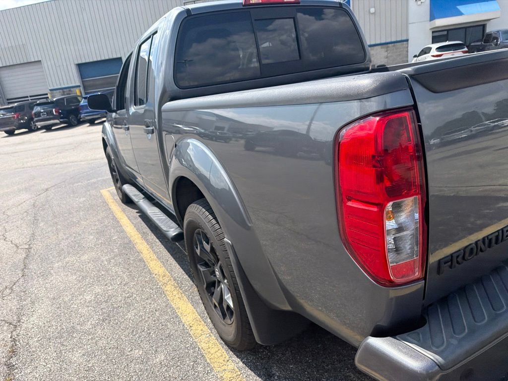 Used 2020 Nissan Frontier SV w/ Midnight Edition Floor Mats AWD/4WD image 7