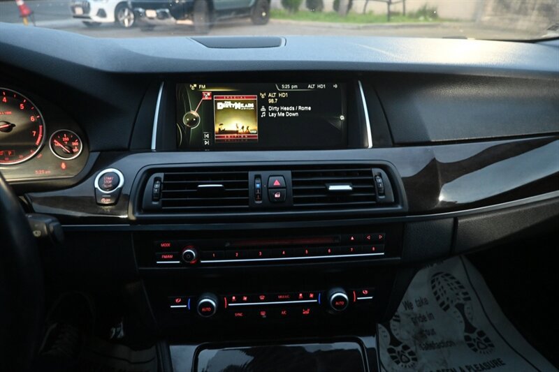 Used 2015 BMW 528i Sedan image 35