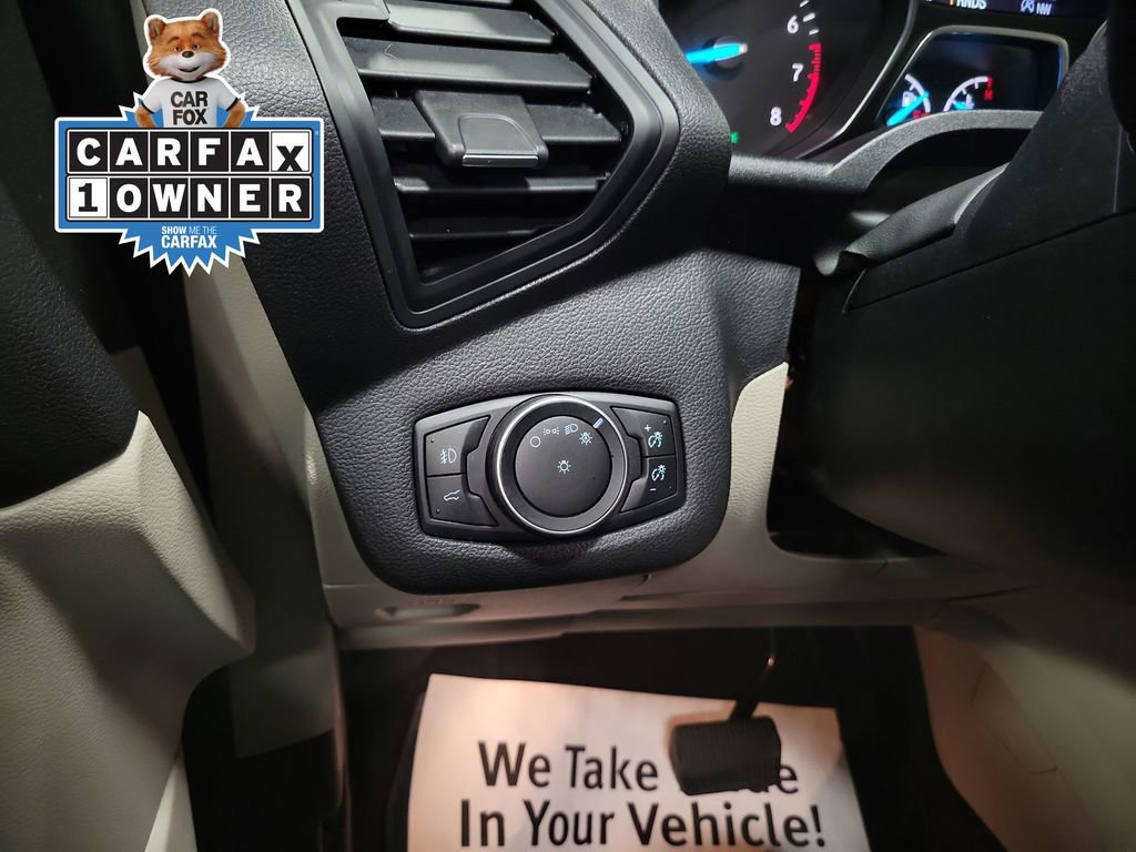 Used 2017 Ford Escape SE w/ SE Leather Comfort Package image 21