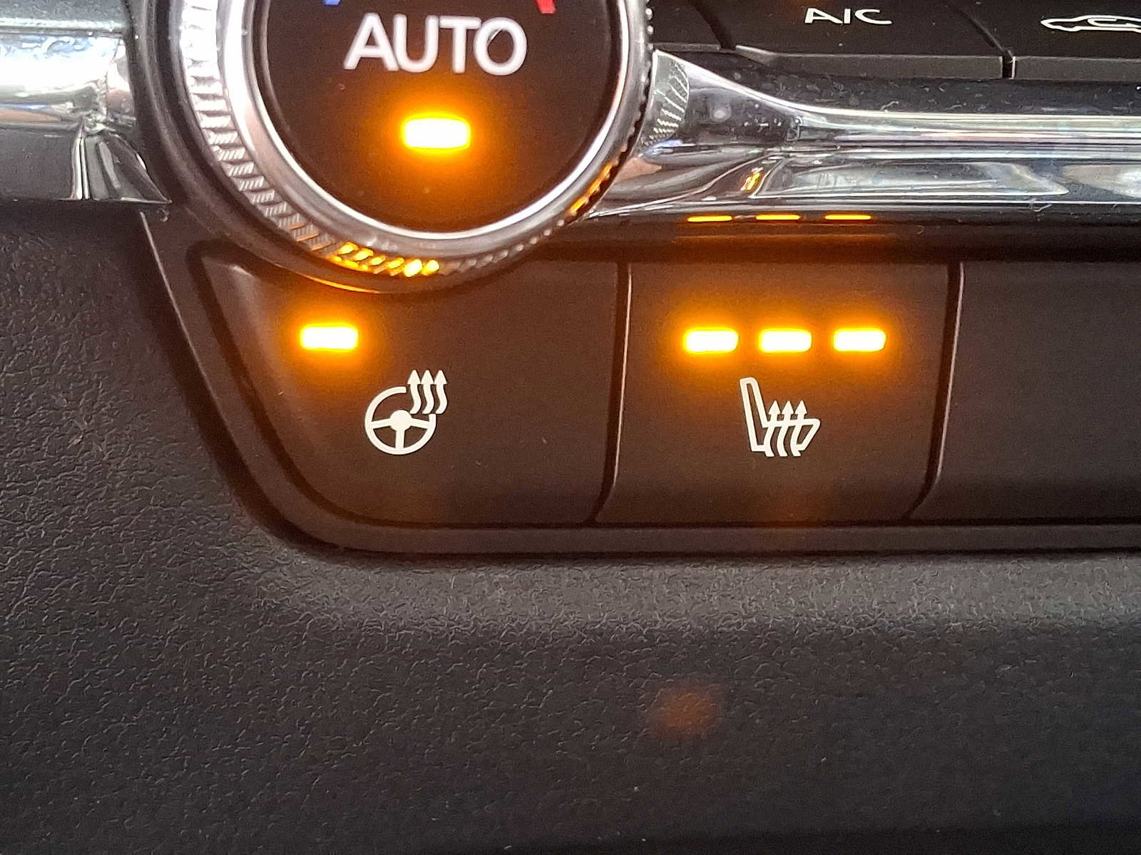 Certified 2025 MAZDA CX-30 2.5 Turbo w/ Premium Plus Pkg image 25