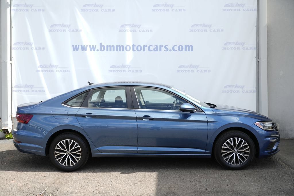 Used 2021 Volkswagen Jetta SE w/ SE Cold Weather Package FWD image 7