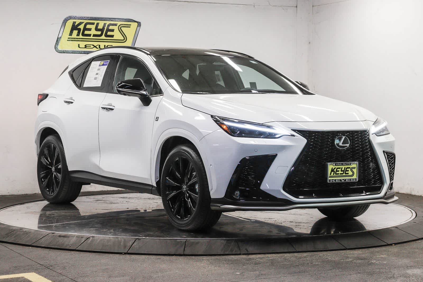 Used 2026 Lexus NX 450h+ F Sport AWD/4WD image 5