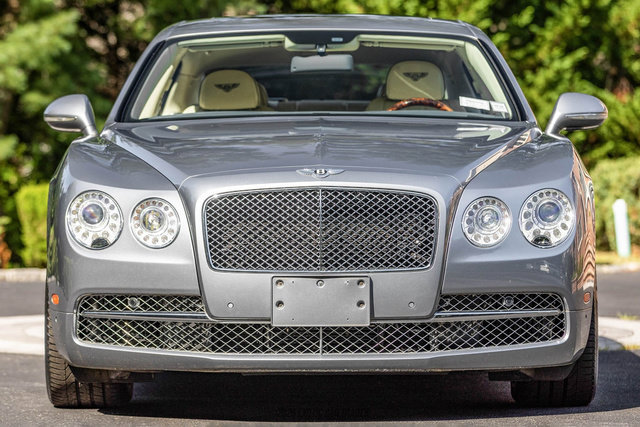 Used 2014 Bentley Flying Spur W12 AWD/4WD image 13