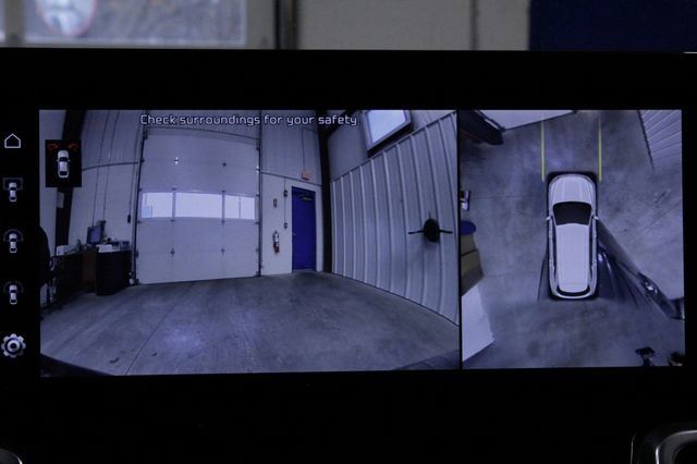 Used 2023 Kia Sorento SX Prestige image 37