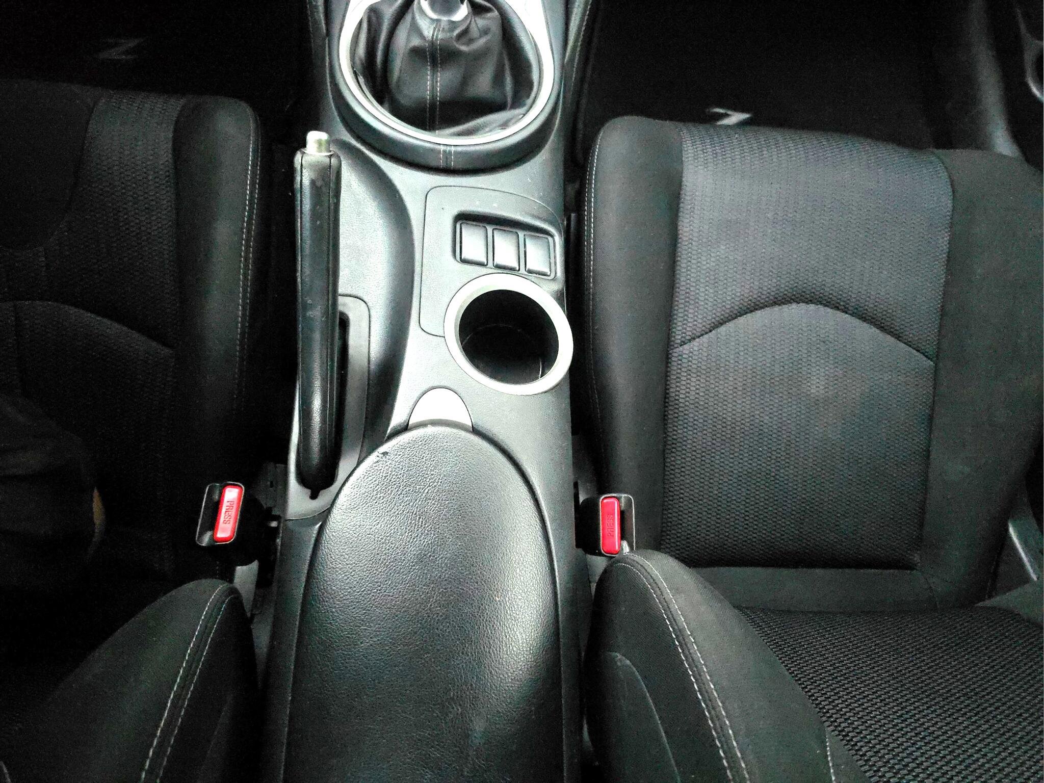 Used 2016 Nissan 370Z NISMO image 13