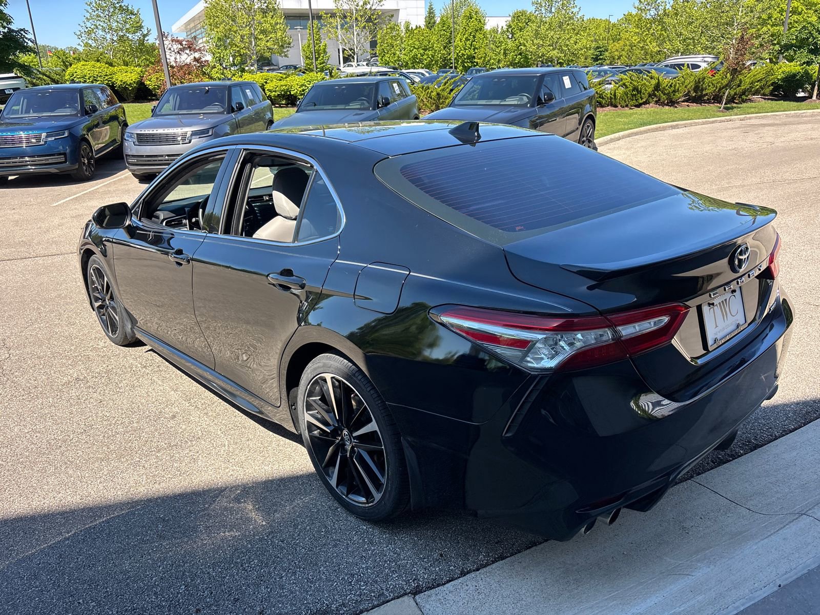 Used 2018 Toyota Camry XSE w/ Audio Package FWD image 7